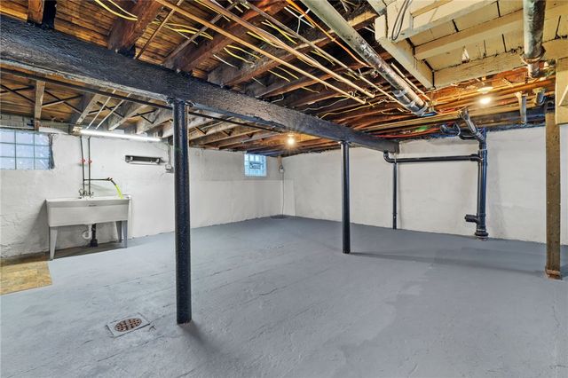 2900 Roland Ave, Baldwin Boro, PA 15227