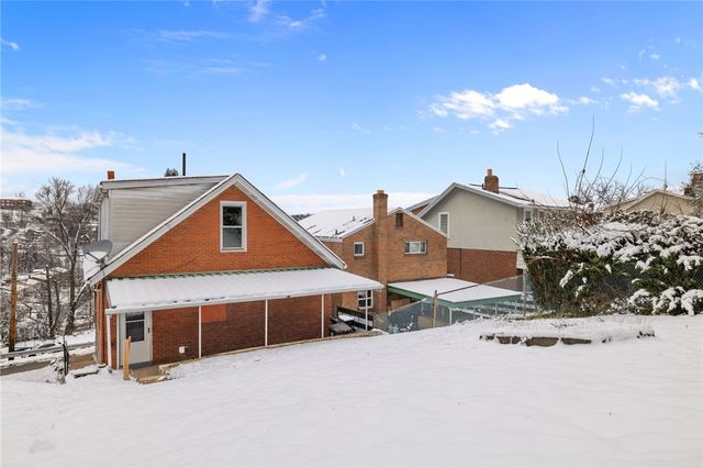 2900 Roland Ave, Baldwin Boro, PA 15227