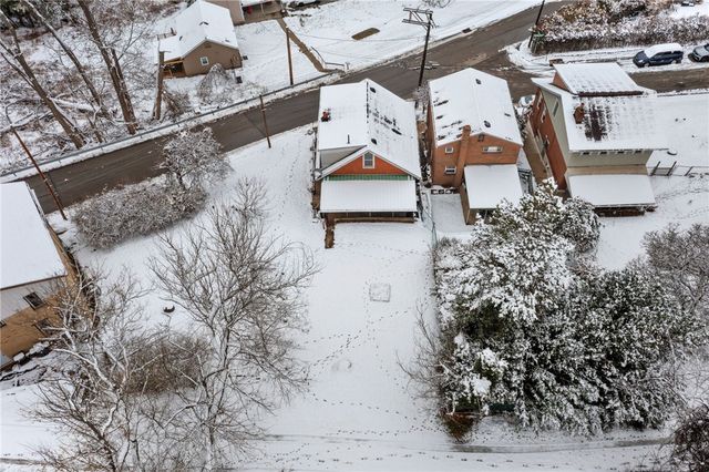 2900 Roland Ave, Baldwin Boro, PA 15227