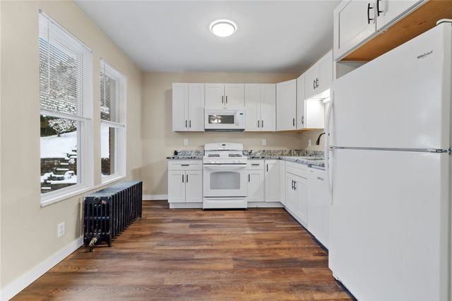 2900 Roland Ave, Baldwin Boro, PA 15227