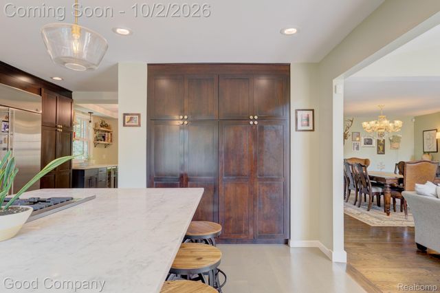25844 Salem Road, Huntington Woods, MI 48070