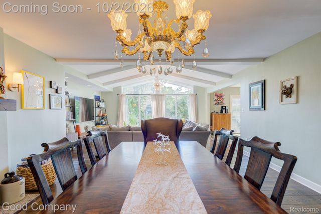 25844 Salem Road, Huntington Woods, MI 48070