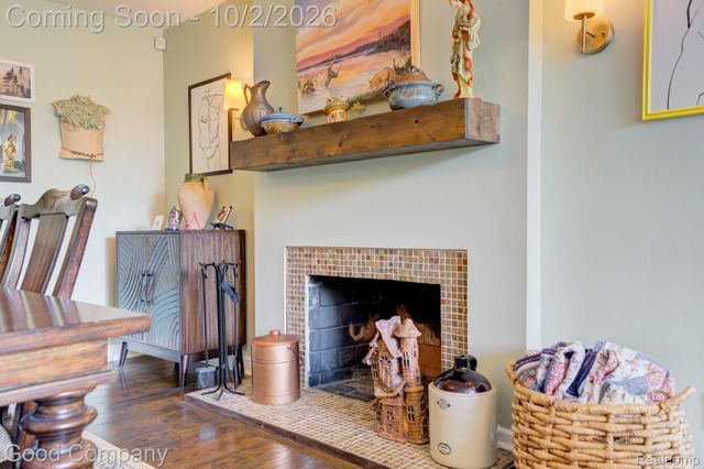 25844 Salem Road, Huntington Woods, MI 48070