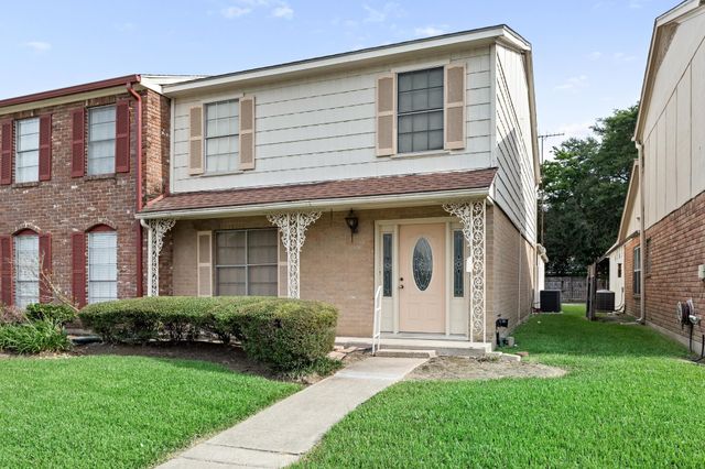 5960 Townhouse Lane, Beaumont, TX 77707