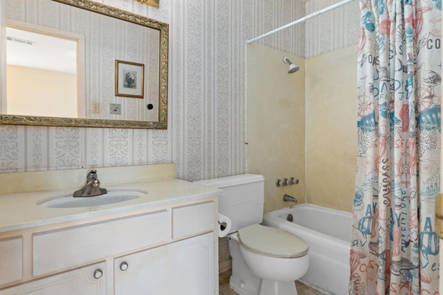 5960 Townhouse Lane, Beaumont, TX 77707