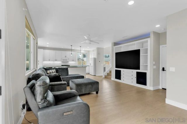 2950 W Canyon Ave, San Diego, CA 92123