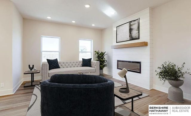 11659 S 123rd Avenue, Papillion, NE 68046