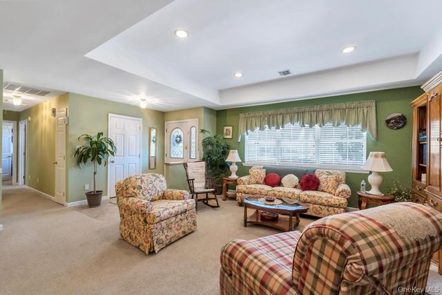 38 James Hawkins Road, Moriches, NY 11955