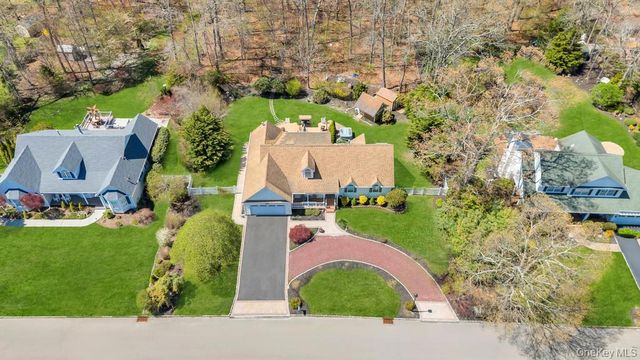 38 James Hawkins Road, Moriches, NY 11955