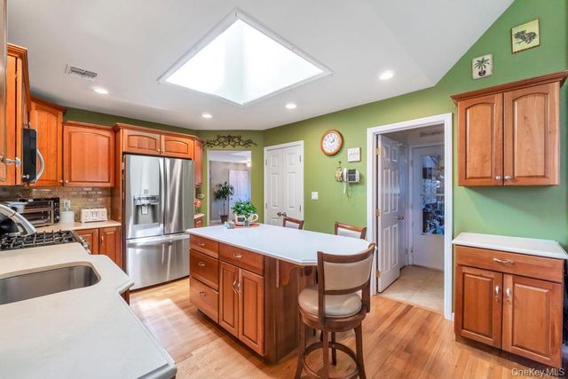 38 James Hawkins Road, Moriches, NY 11955