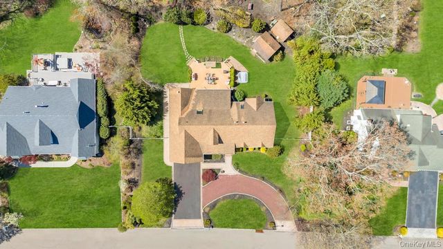 38 James Hawkins Road, Moriches, NY 11955