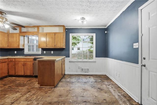 2029 Abington Lane, Snellville, GA 30078