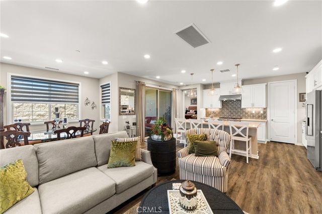 10832 Flora Park, Cypress, CA 90720