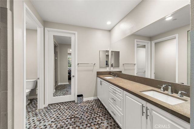 10832 Flora Park, Cypress, CA 90720