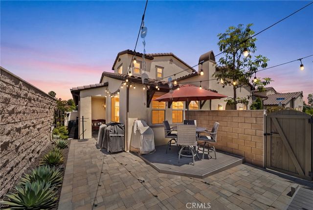10832 Flora Park, Cypress, CA 90720