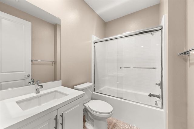 10832 Flora Park, Cypress, CA 90720