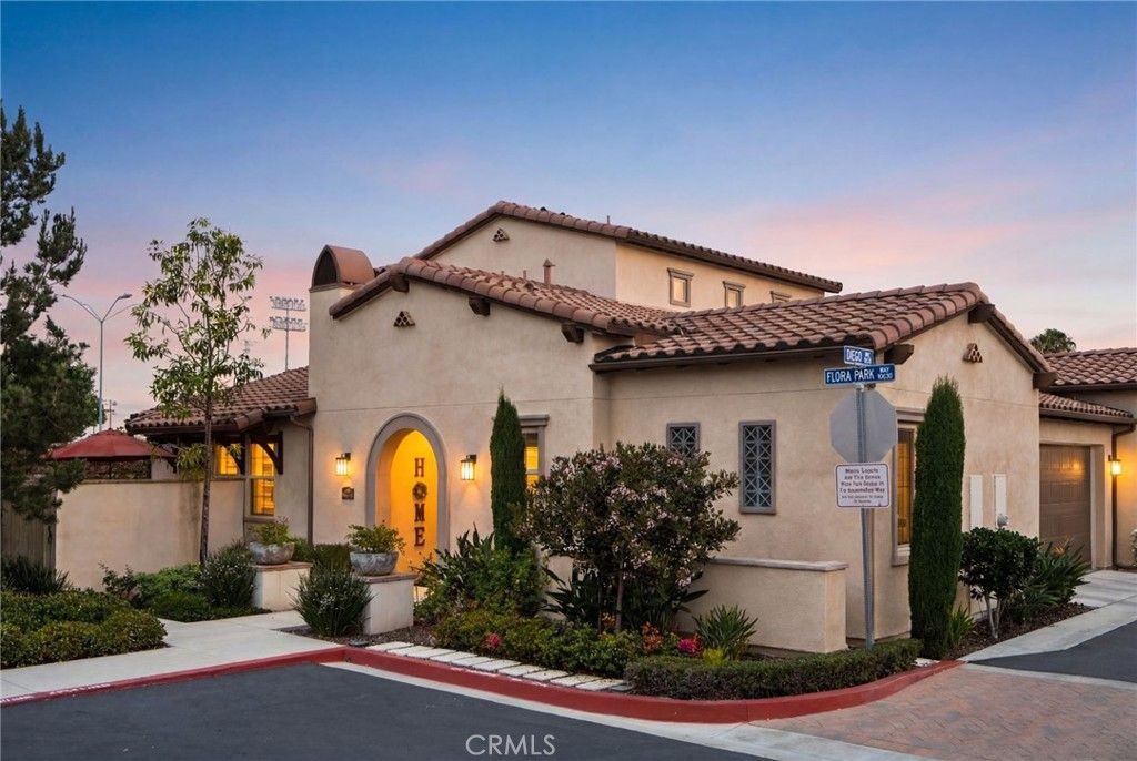 10832 Flora Park, Cypress, CA 90720
