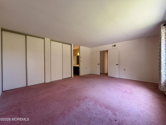 681A Huntington Drive, Manchester, NJ 08759
