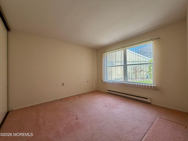 681A Huntington Drive, Manchester, NJ 08759