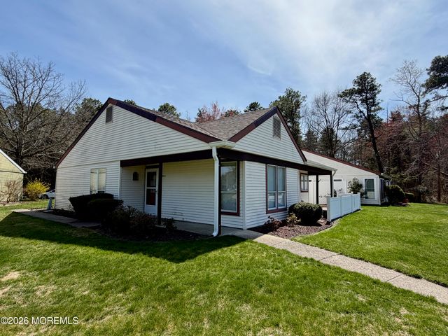 681A Huntington Drive, Manchester, NJ 08759