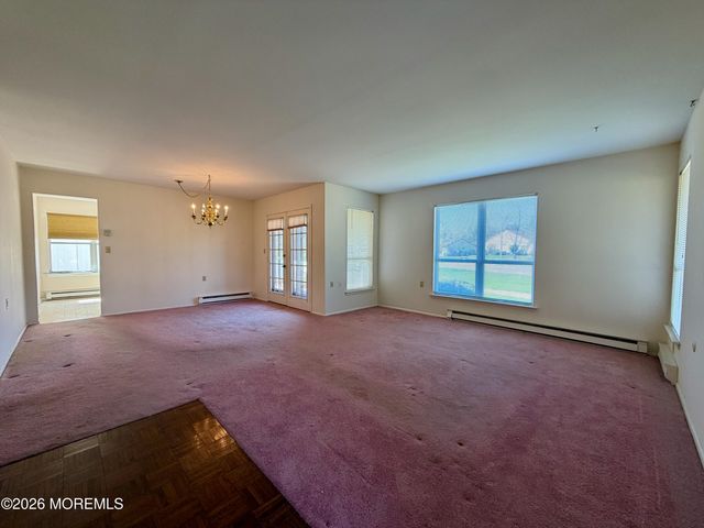 681A Huntington Drive, Manchester, NJ 08759