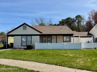 681A Huntington Drive, Manchester, NJ 08759