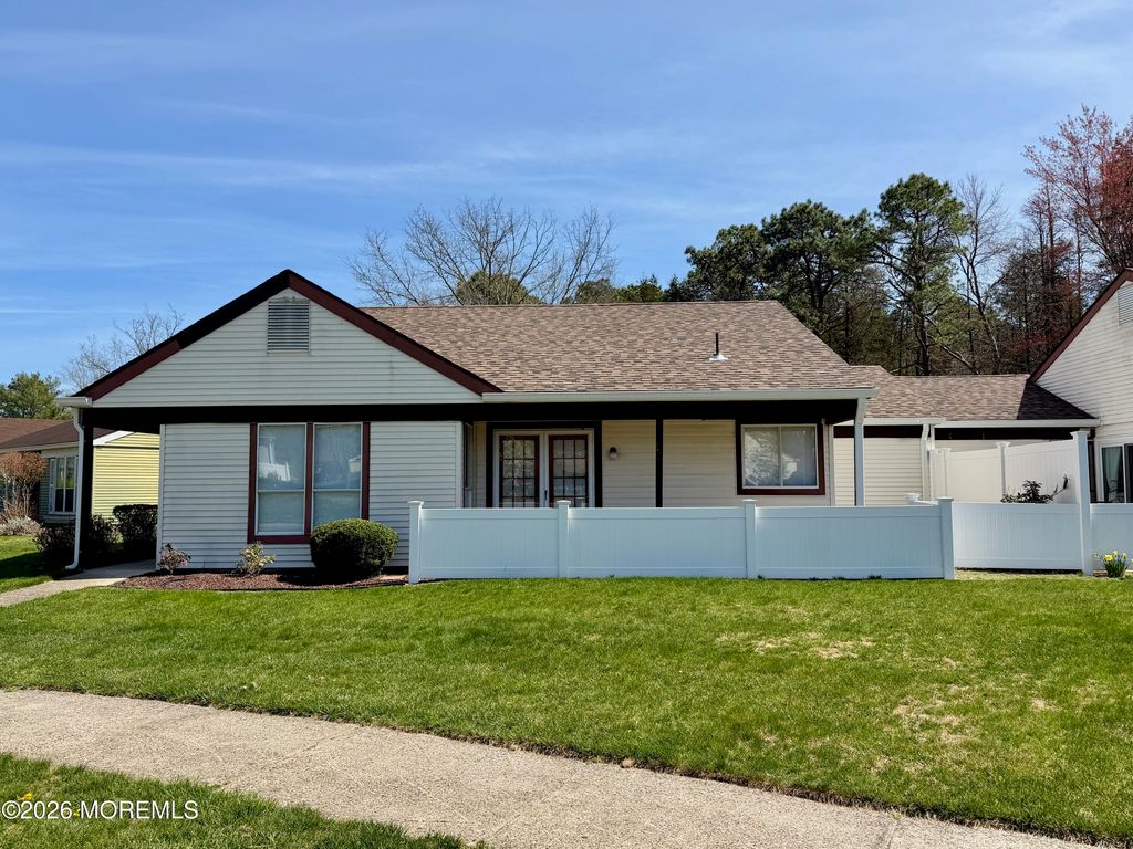 681A Huntington Drive, Manchester, NJ 08759