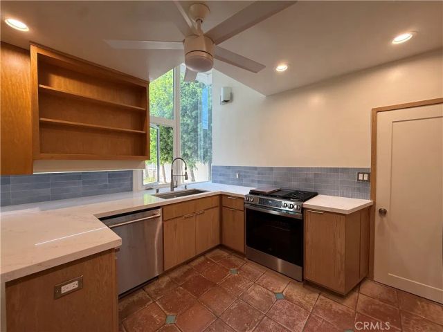 159 W Avenida Alessandro, San Clemente, CA 92672