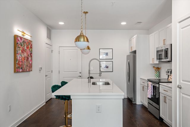 1677 54th Ave N Apt 218, Nashville, TN 37209