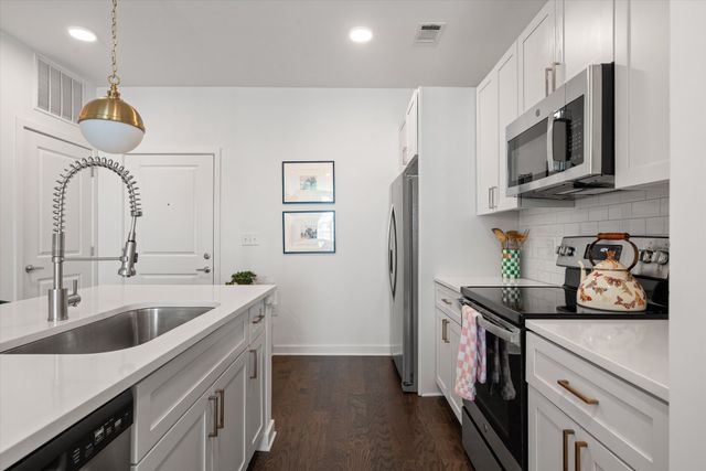 1677 54th Ave N Apt 218, Nashville, TN 37209