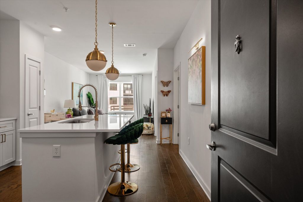 1677 54th Ave N Apt 218, Nashville, TN 37209