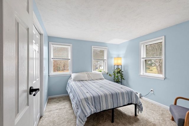 75 Henry, Plymouth, MA 02360