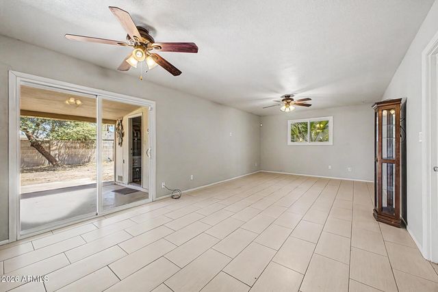 1000 E LOYOLA Drive, Tempe, AZ 85282