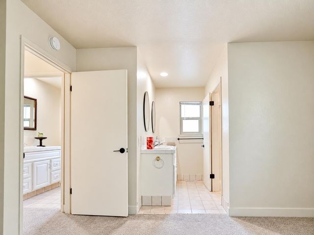 12802 Torrey Pines Dr, Auburn, CA 95602