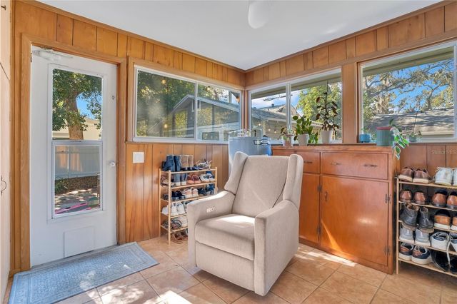 1602 ASHER LANE, Orlando, FL 32803