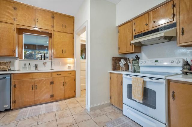 1602 ASHER LANE, Orlando, FL 32803