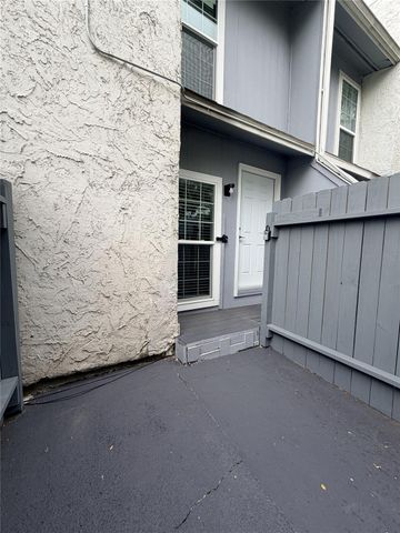 9550 Deering Drive 509, Houston, TX 77036