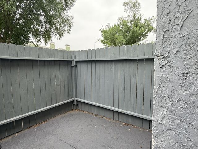 9550 Deering Drive 509, Houston, TX 77036