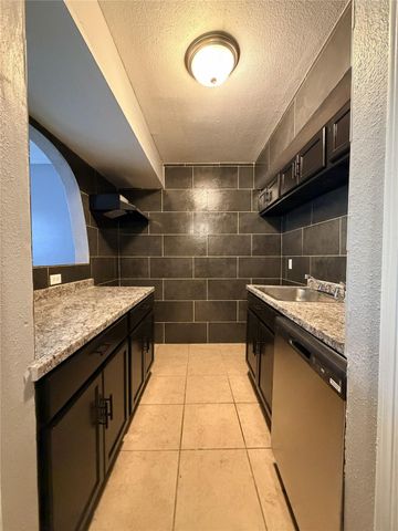 9550 Deering Drive 509, Houston, TX 77036