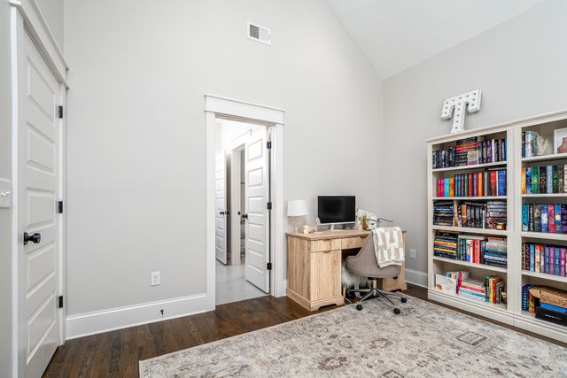 5298 Georgia Ave, Nashville, TN 37209