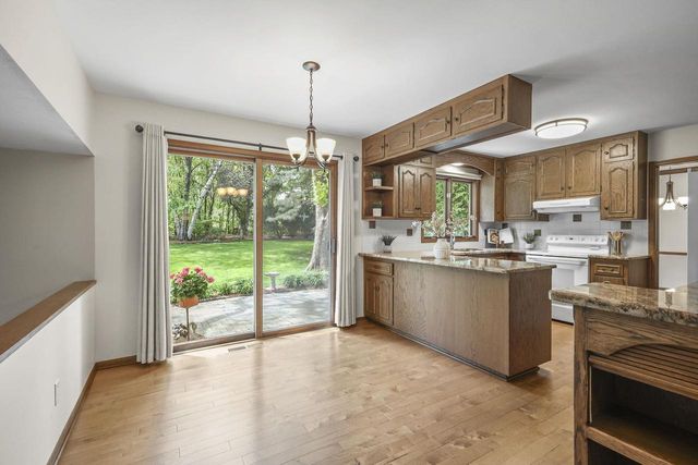 306 Acadia Drive, Madison, WI 53717
