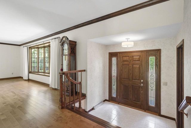306 Acadia Drive, Madison, WI 53717