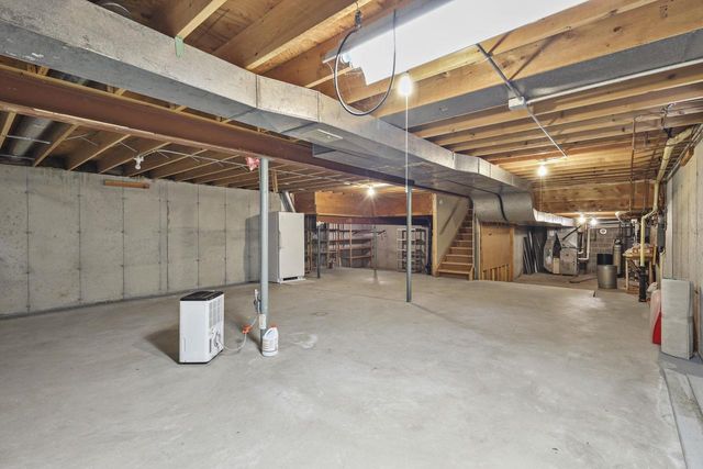 306 Acadia Drive, Madison, WI 53717