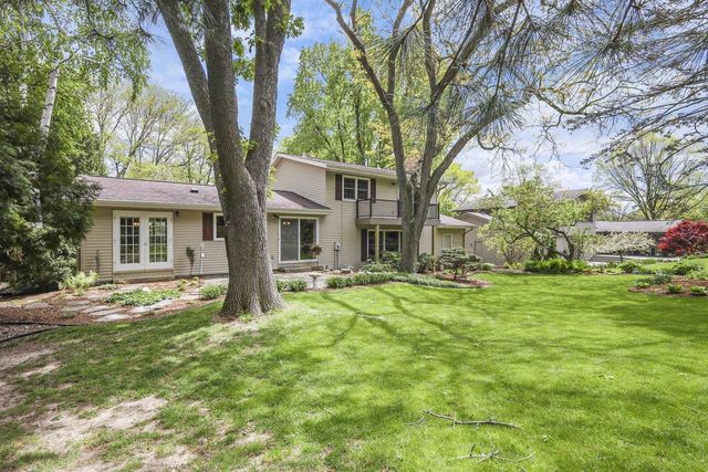 306 Acadia Drive, Madison, WI 53717