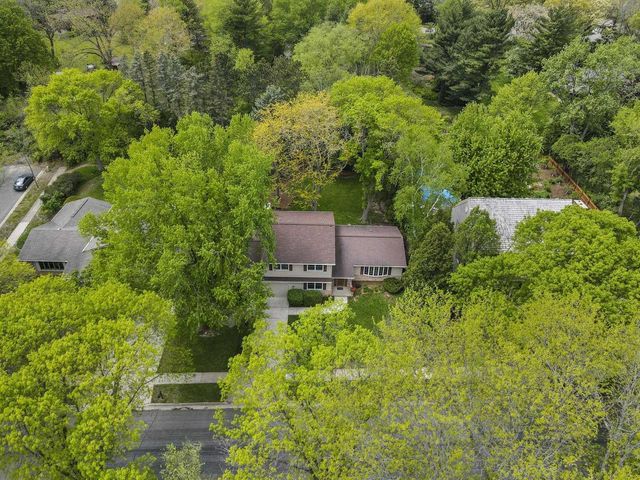 306 Acadia Drive, Madison, WI 53717