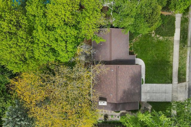 306 Acadia Drive, Madison, WI 53717