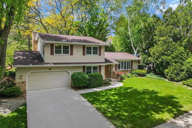 306 Acadia Drive, Madison, WI 53717