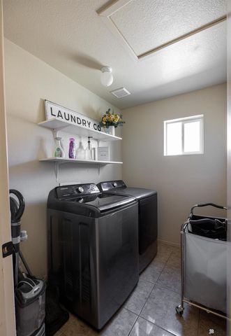 662 W 13 Pl, Somerton, AZ 85350