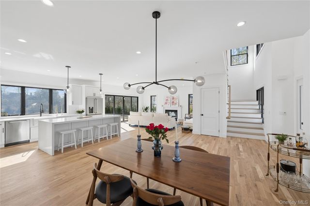 14 Bay Avenue, East Quogue, NY 11942