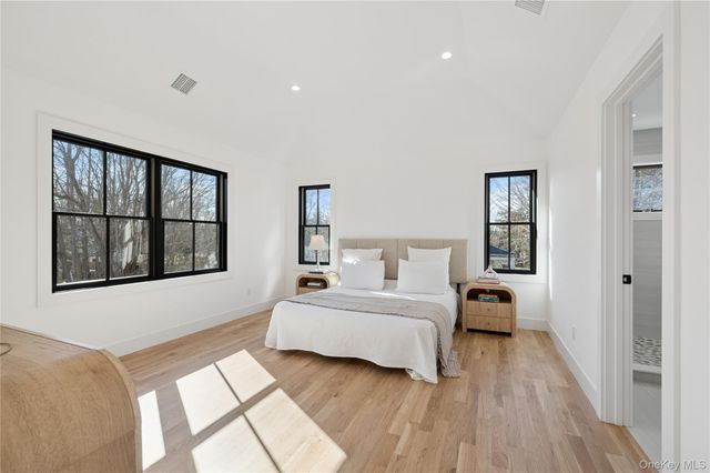 14 Bay Avenue, East Quogue, NY 11942